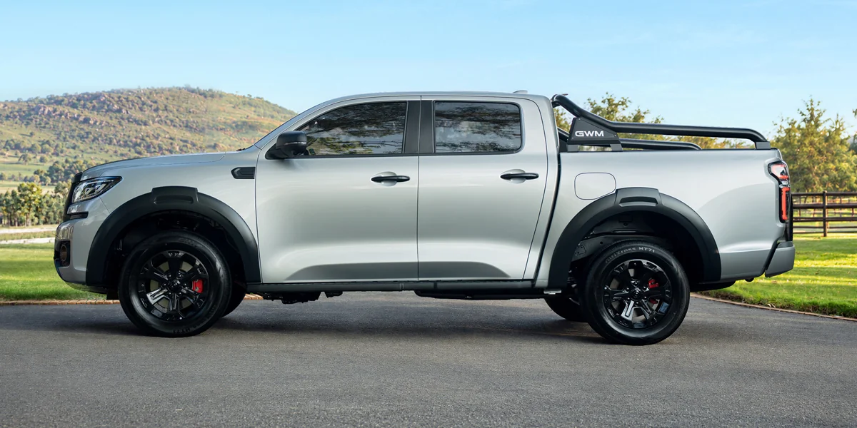 GWM P300 PHEV side profile