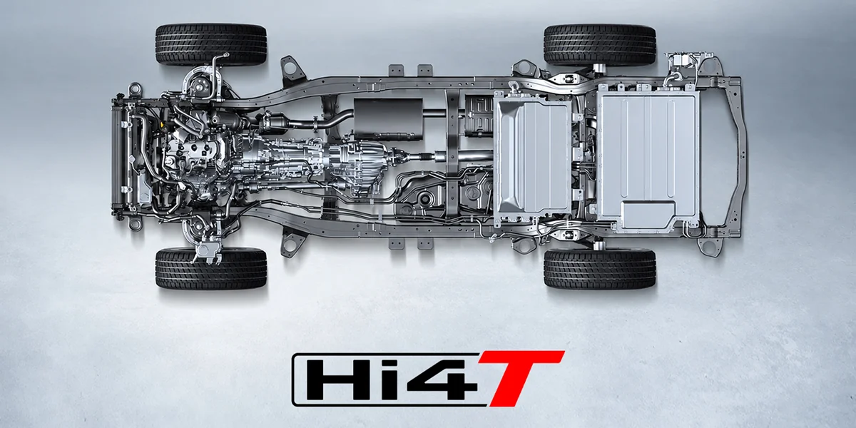 P300 PHEV Hi4-T plug-in hybrid drivetrain and battery